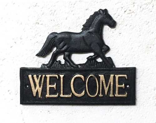 Welcome sign horse cast iron - welcome,