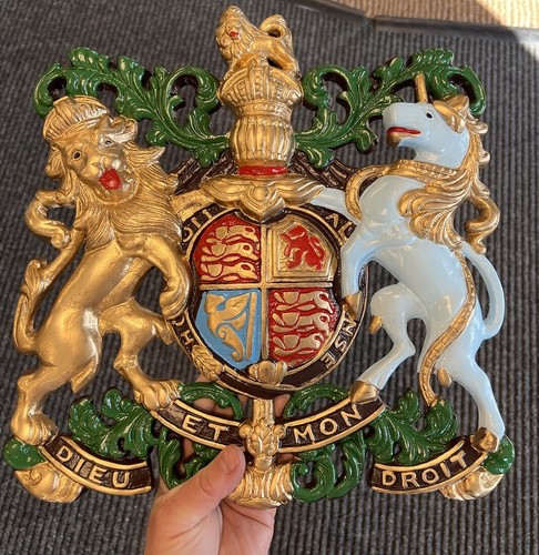Royal coat arms - royal, metal